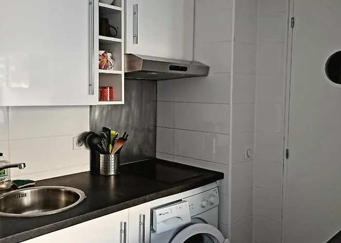 Apartment A Avec Piscine Nice