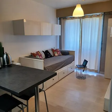 A Avec Piscine * ניס
