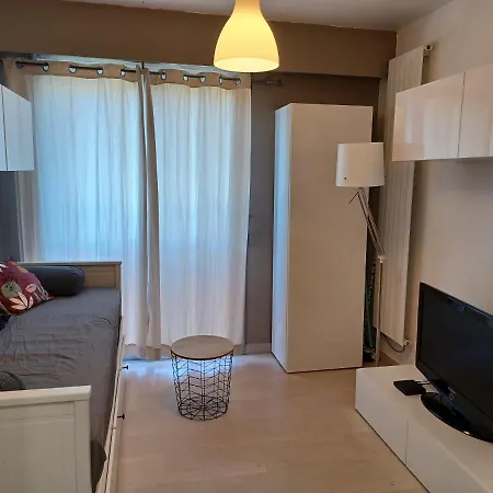 A Avec Piscine Apartmán Nice